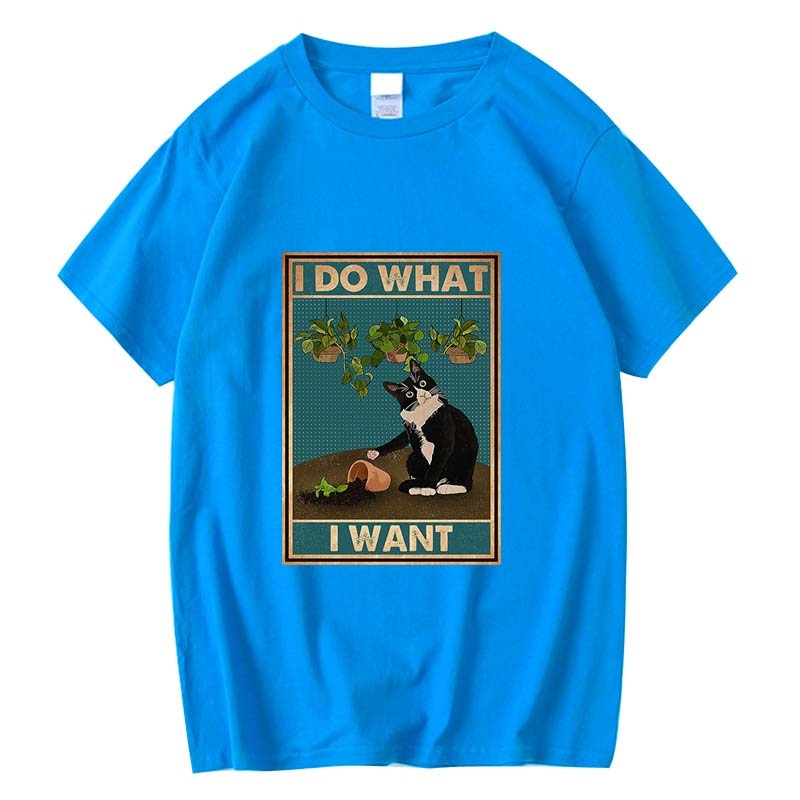 アンティーク調の猫のイラストがプリントされたTシャツのスカイブルー