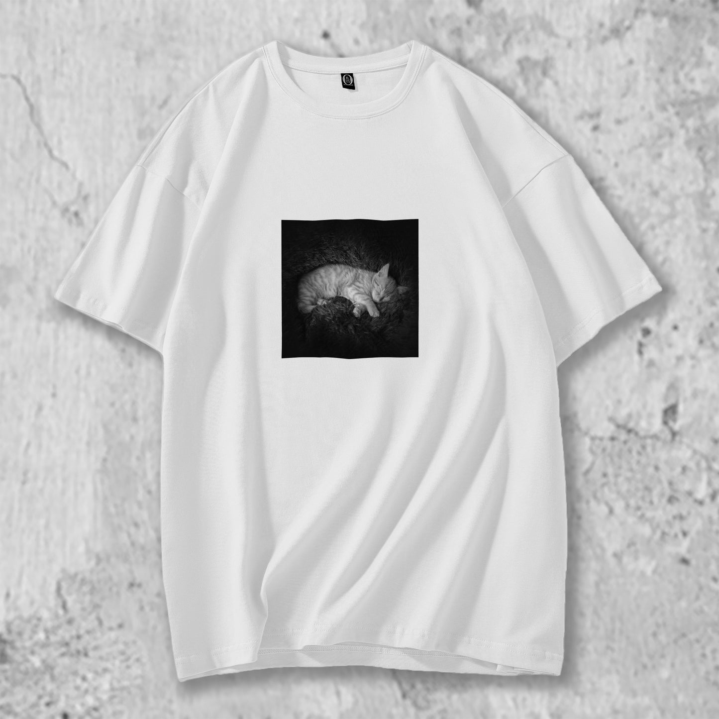 オリジナルTシャツ 【 眠る茶トラ 】猫Tシャツ 猫グッズ 猫雑貨 猫プレゼント