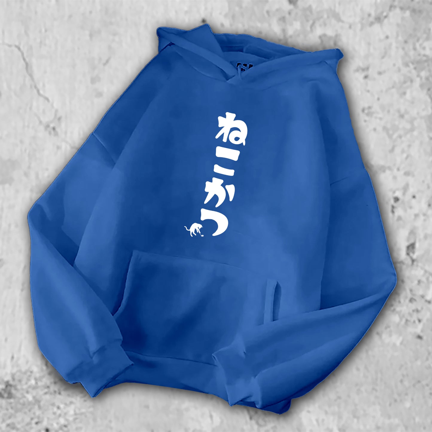 ねこかつとプリントされたTシャツのブルー