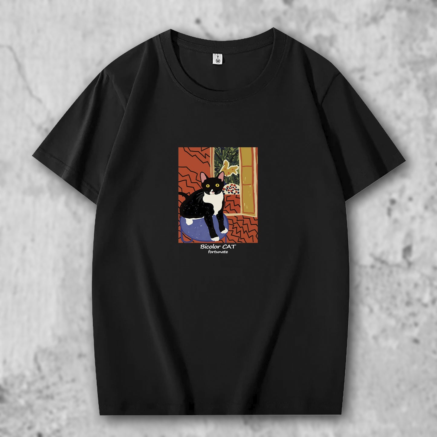 マティスのブチ猫の作品がプリントされたTシャツの黒