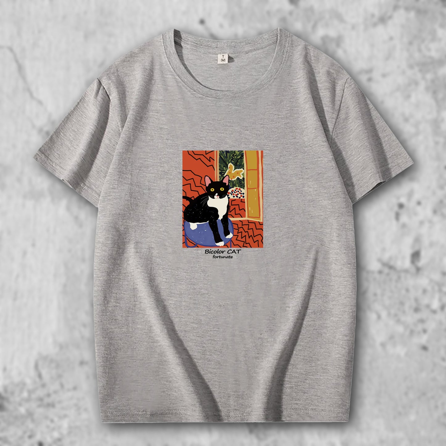 マティスのブチ猫の作品がプリントされたTシャツのグレー
