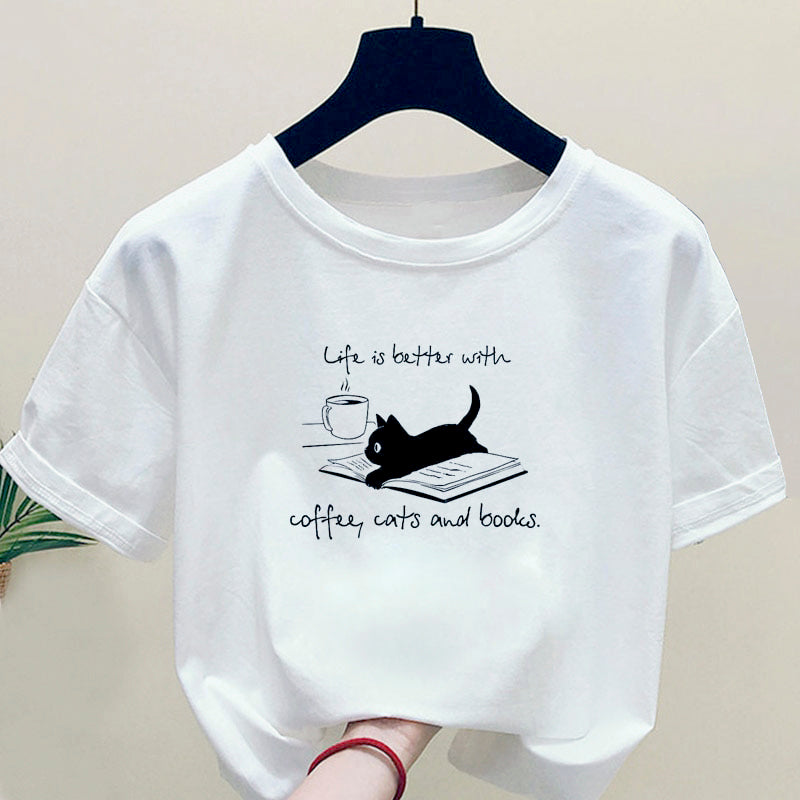 猫とコーヒーのイラストのTシャツのハンガーカット