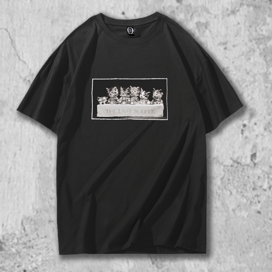 猫イラストTシャツの黒