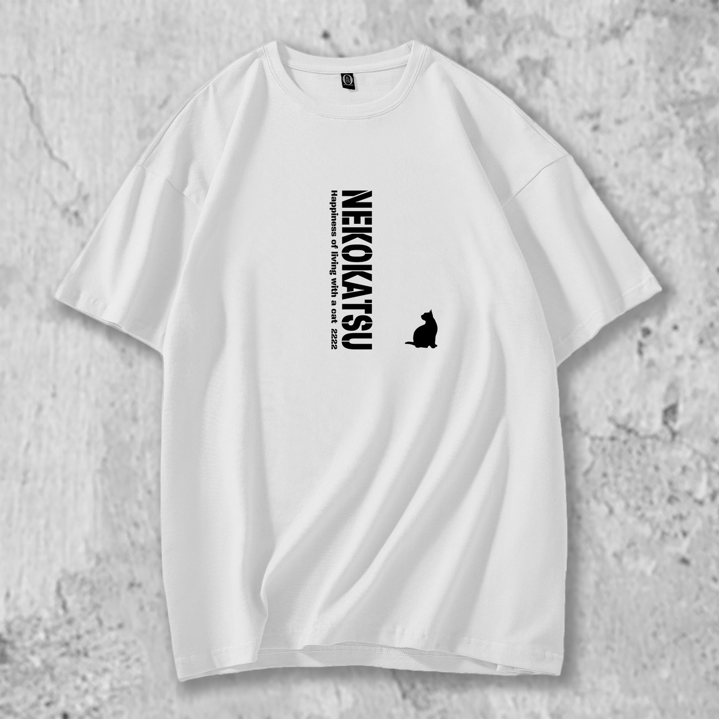 猫活ロゴがプリントされたTシャツのホワイト