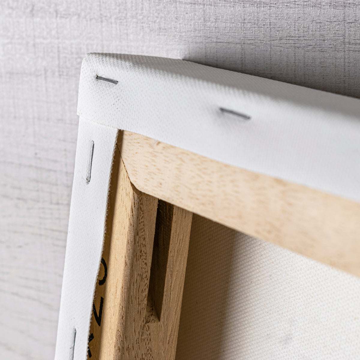 キャンパスプリントの角の裏側