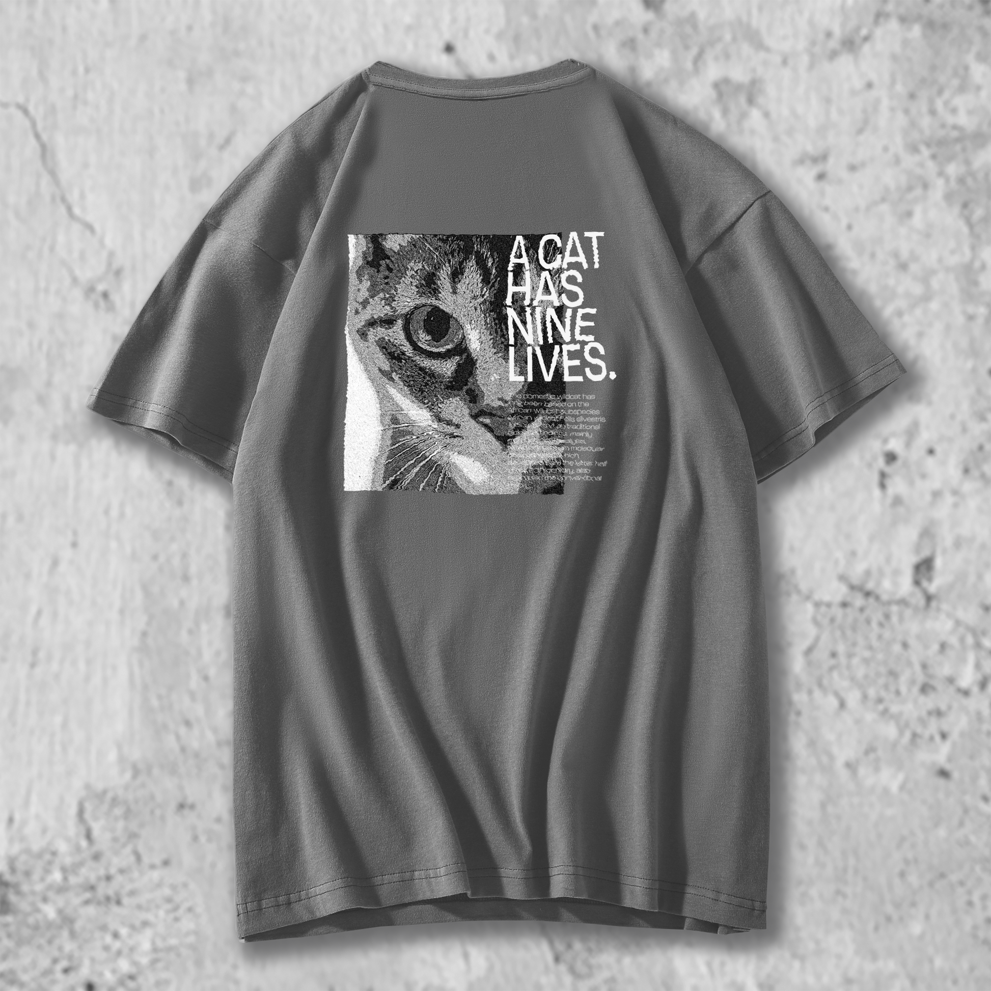 ナインライブスのＴシャツのダークグレー