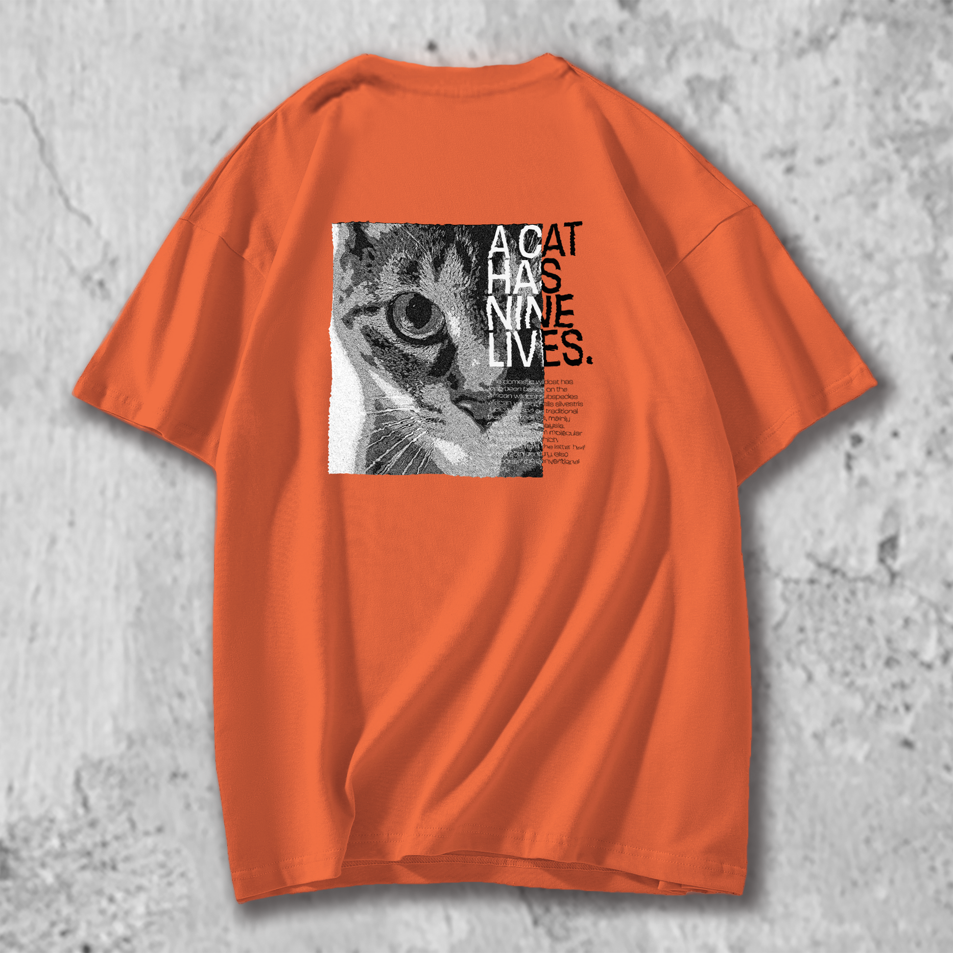 ナインライブスのＴシャツのオレンジ