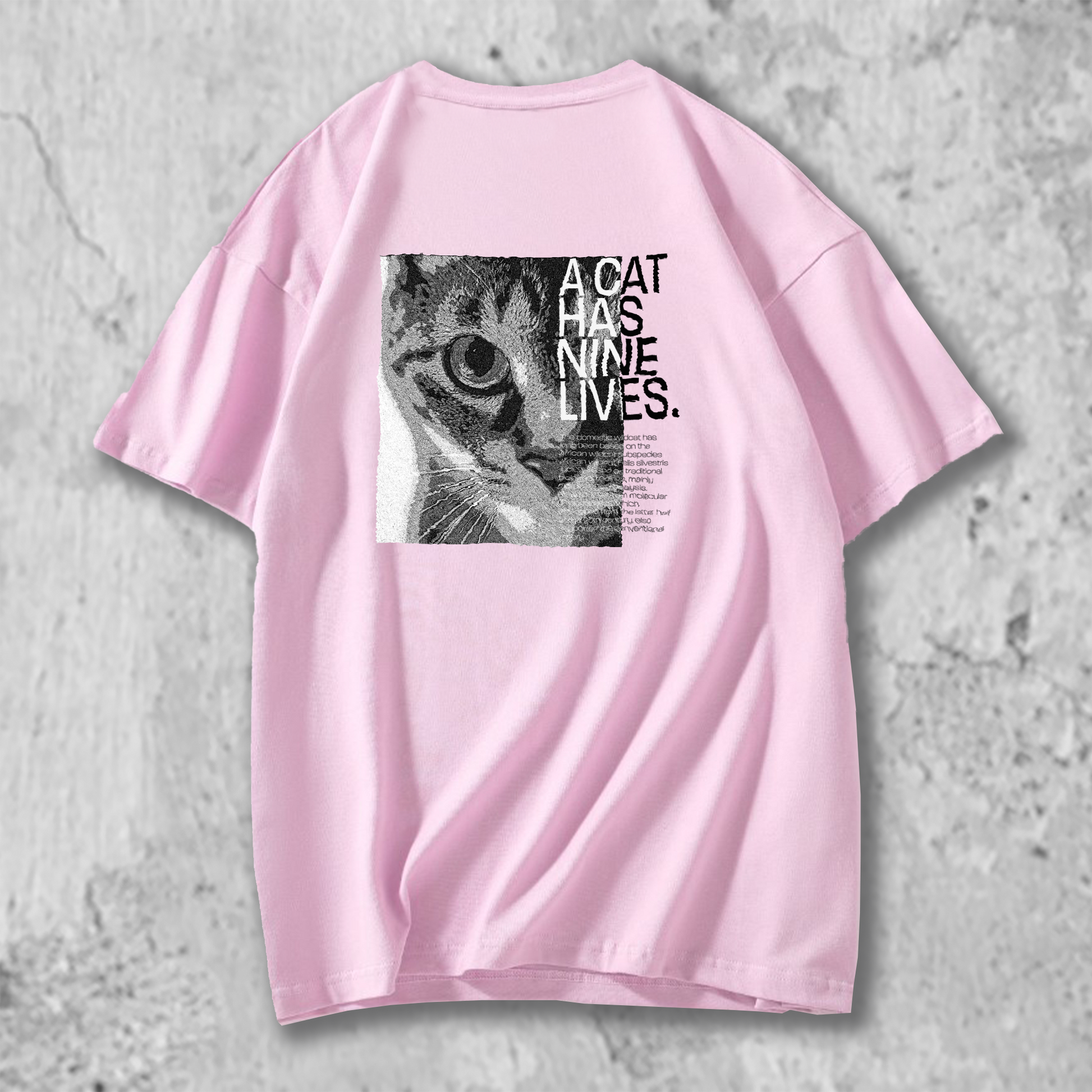 ナインライブスのＴシャツのピンク