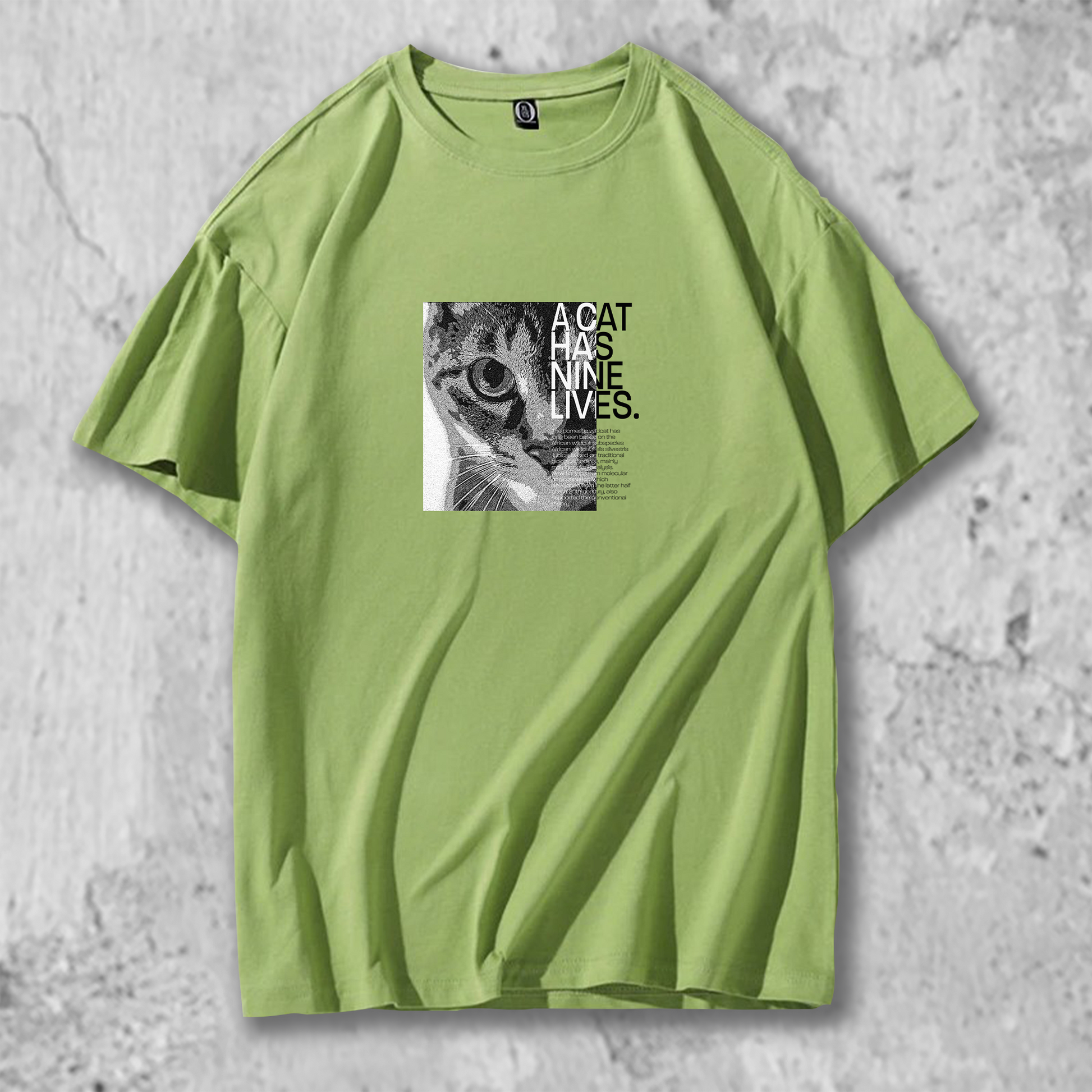 ナインライブスTシャツのグリーン