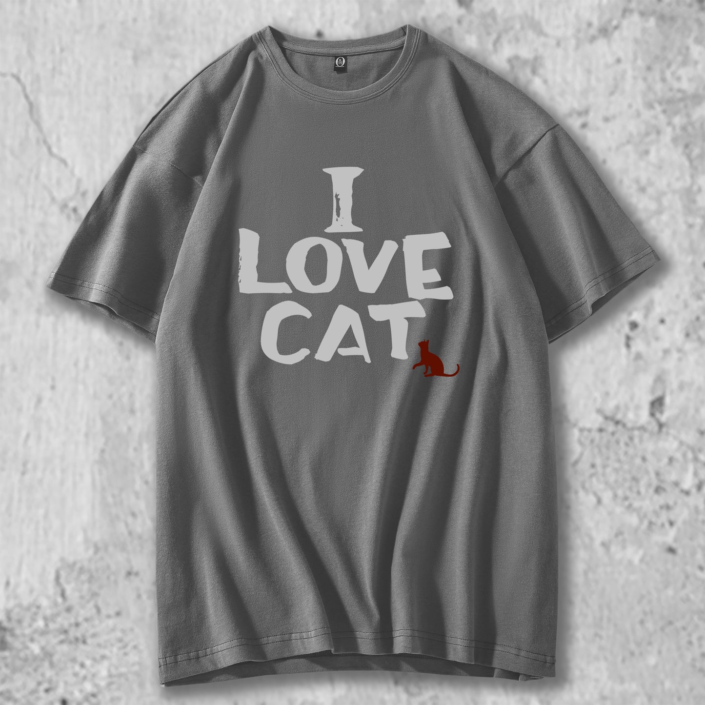 I LOVE CATと書かれたＴシャツのグレー