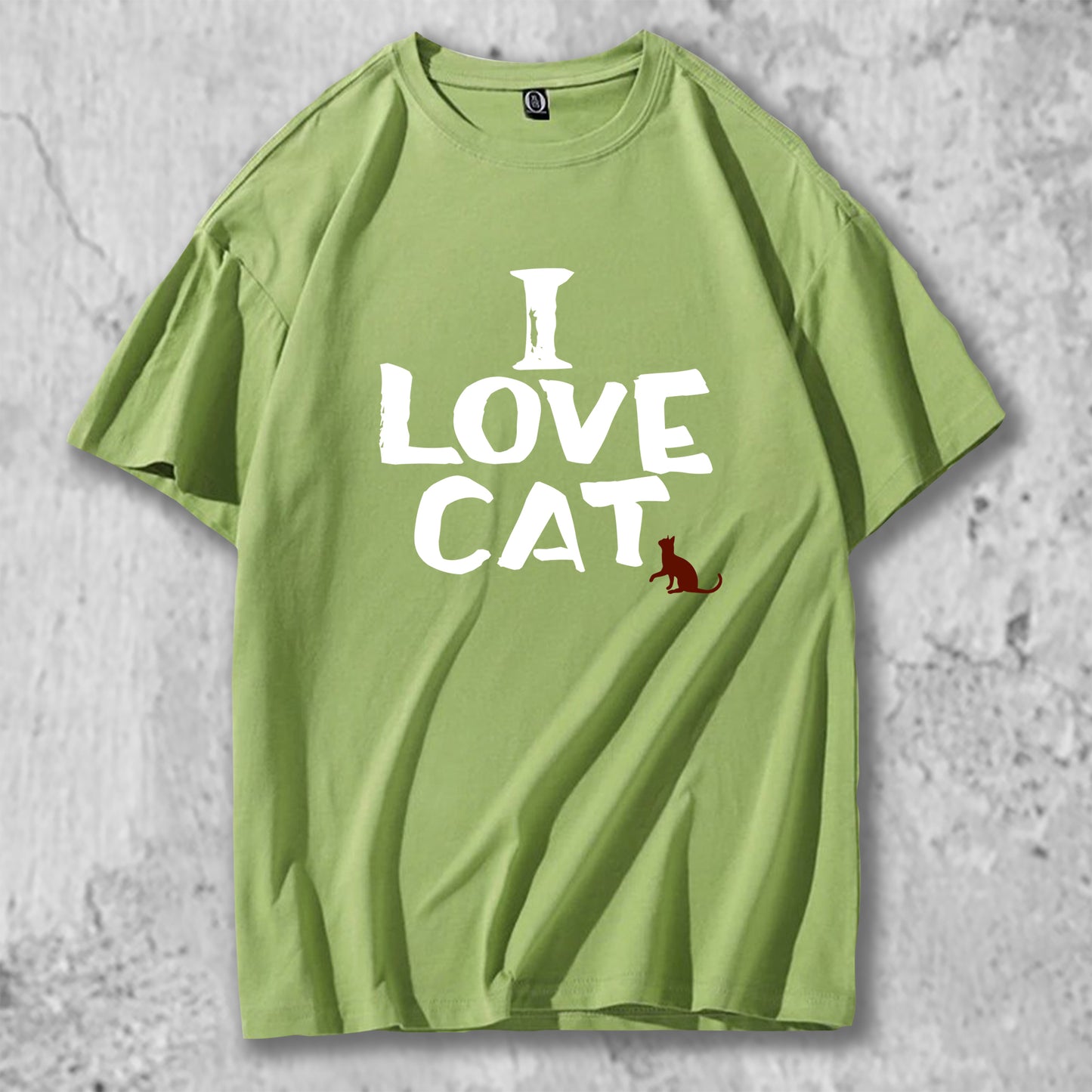 I LOVE CATと書かれたＴシャツのグリーン